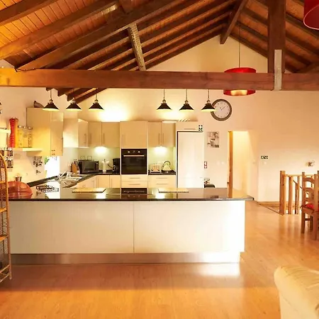 Spacious 4 Bedroom - Peaceful Rural Escape Casa de Férias Penacova